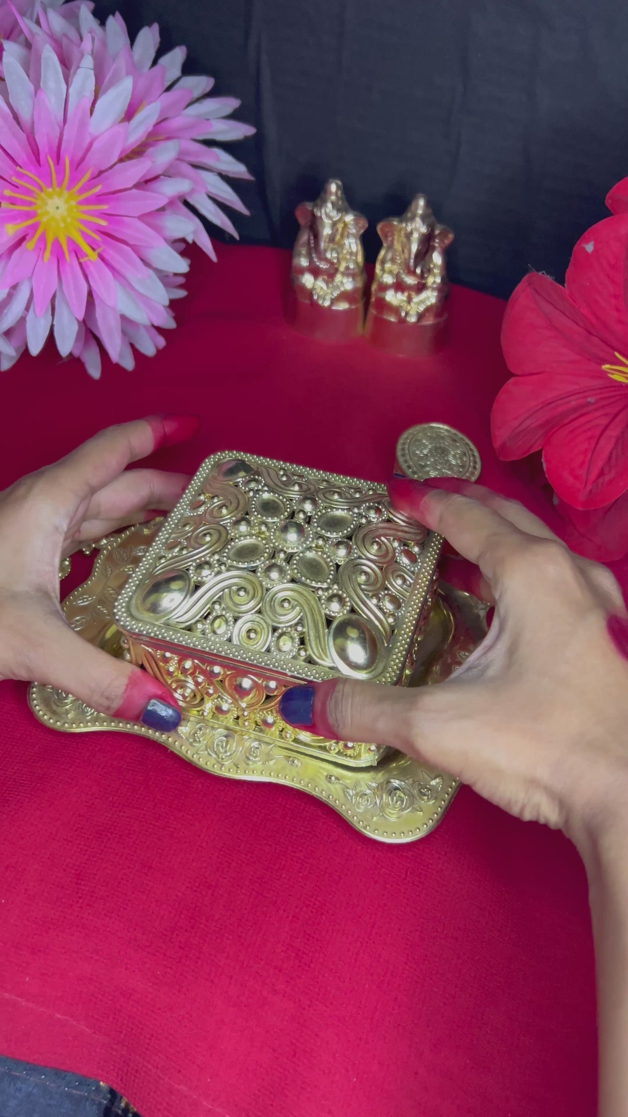 Vibrant Red Traditional Bangles